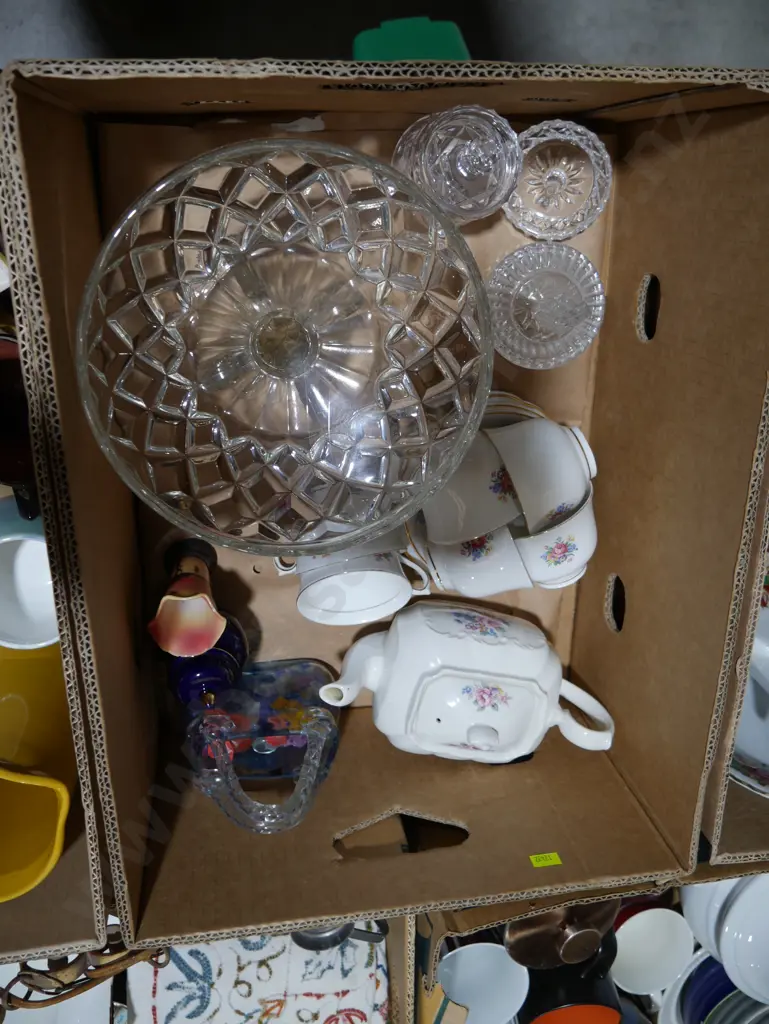 Assorted glassware and China etc Image 1++