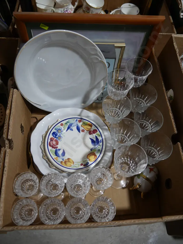 Glassware, China and pictures in frames Image 1++