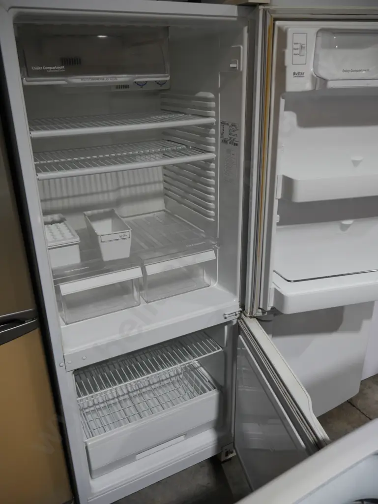 Simpson fridge freezer Image 1++
