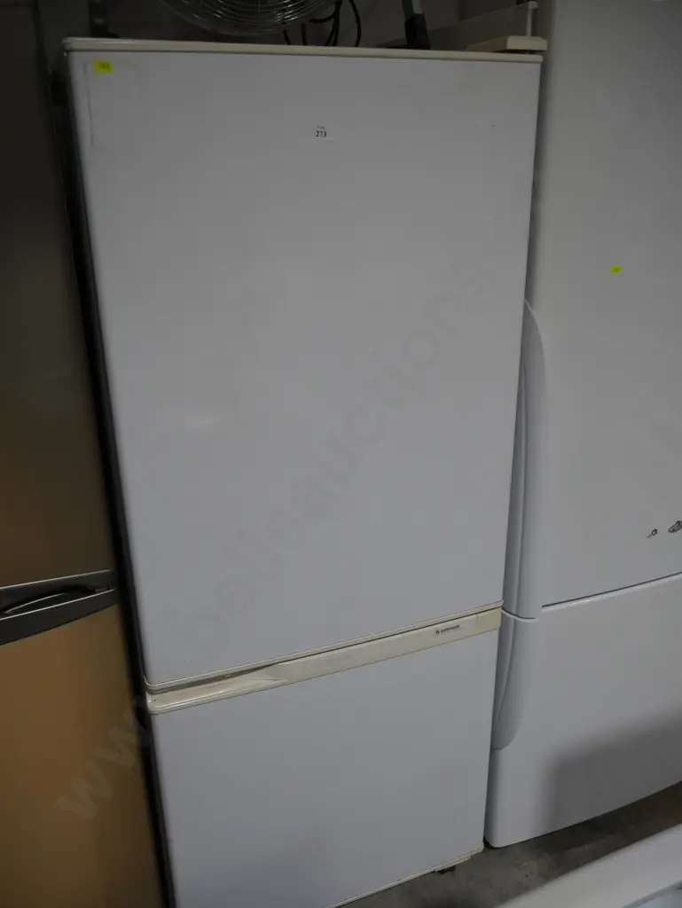 Simpson fridge freezer Image 1++