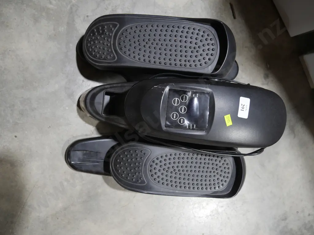 Pedal exerciser Image 1++