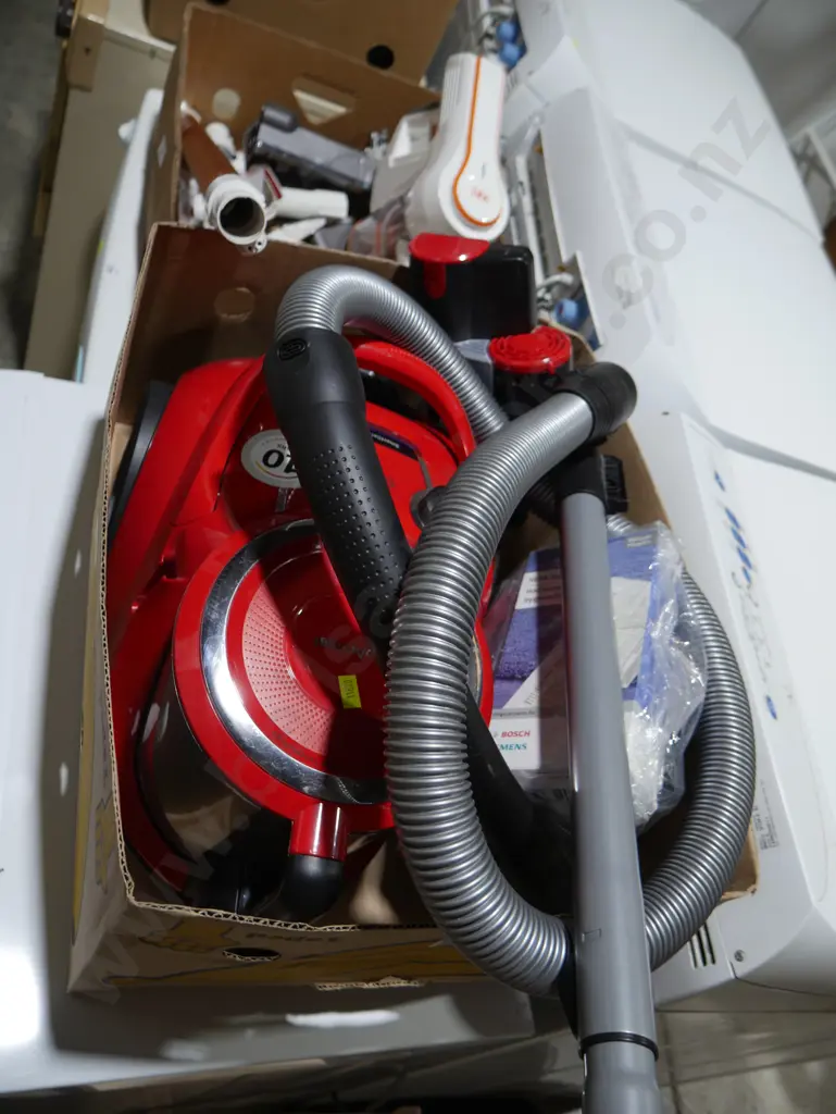 Bosch vacuum Image 1++