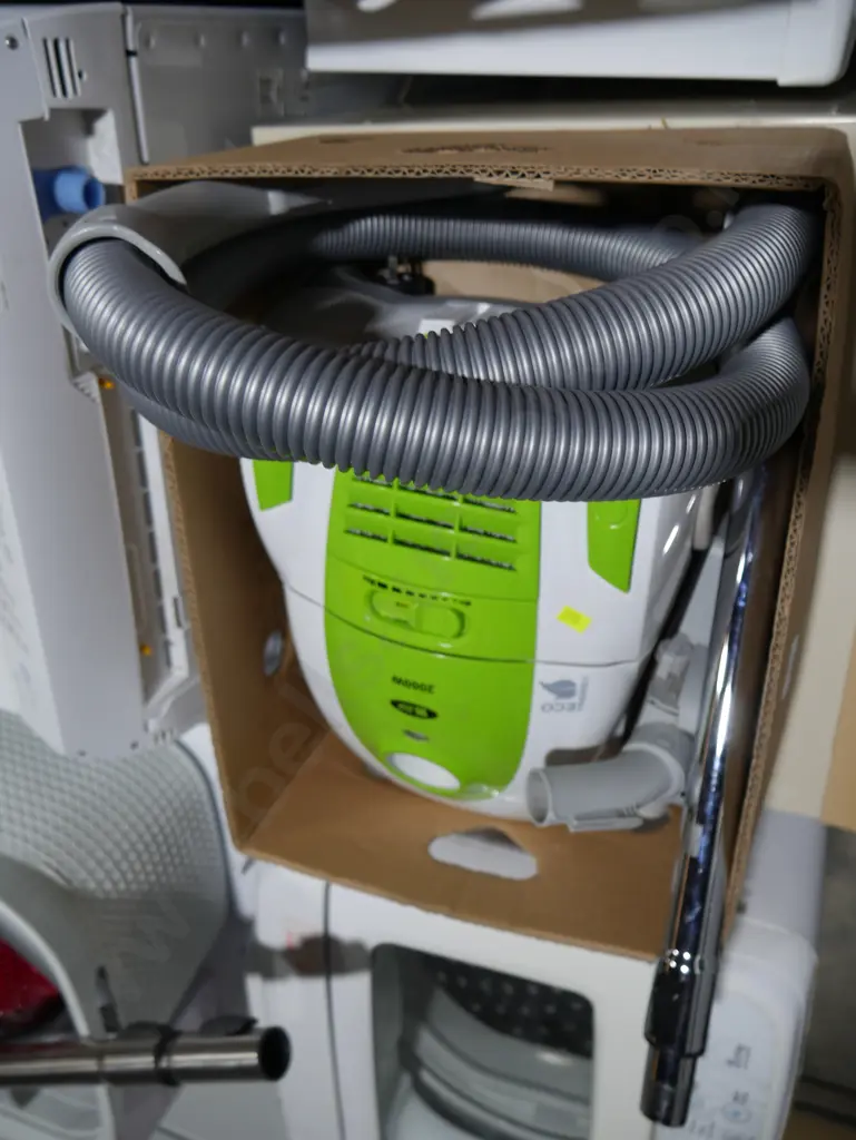 Zip vacuum cleaner Image 1++