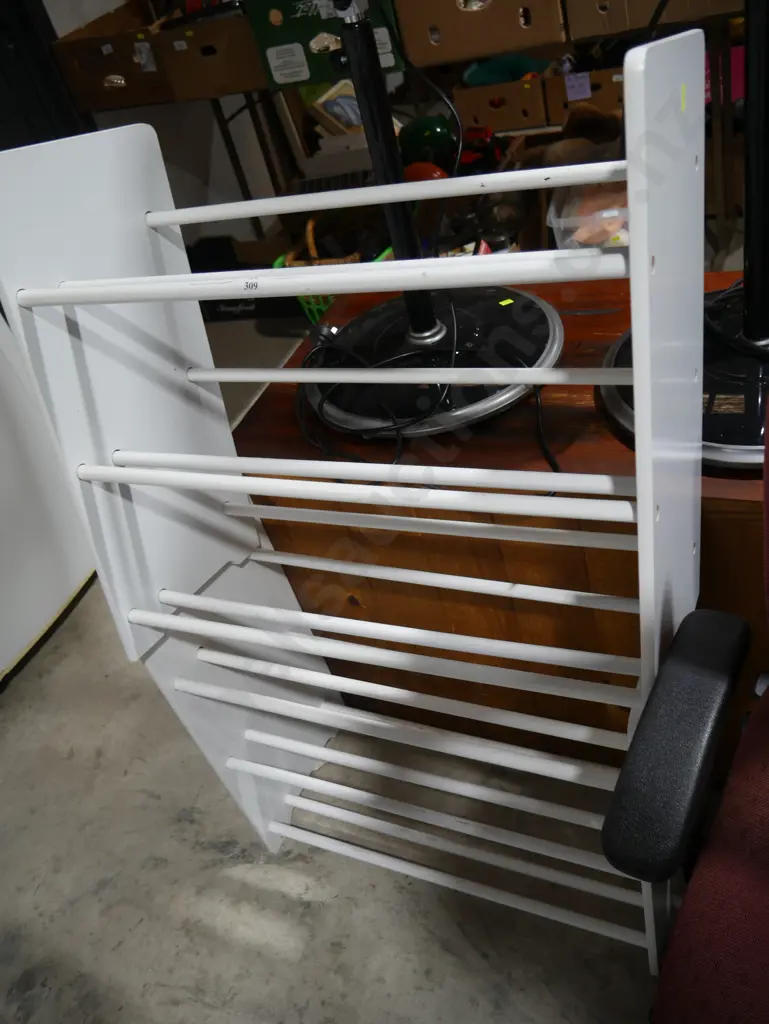 Shoe rack Image 1++