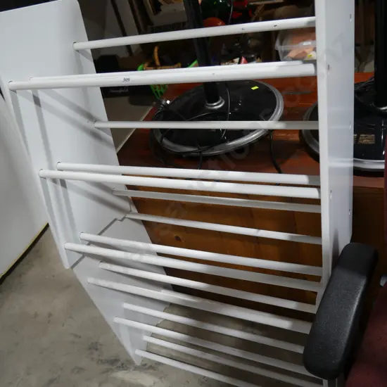 Shoe rack