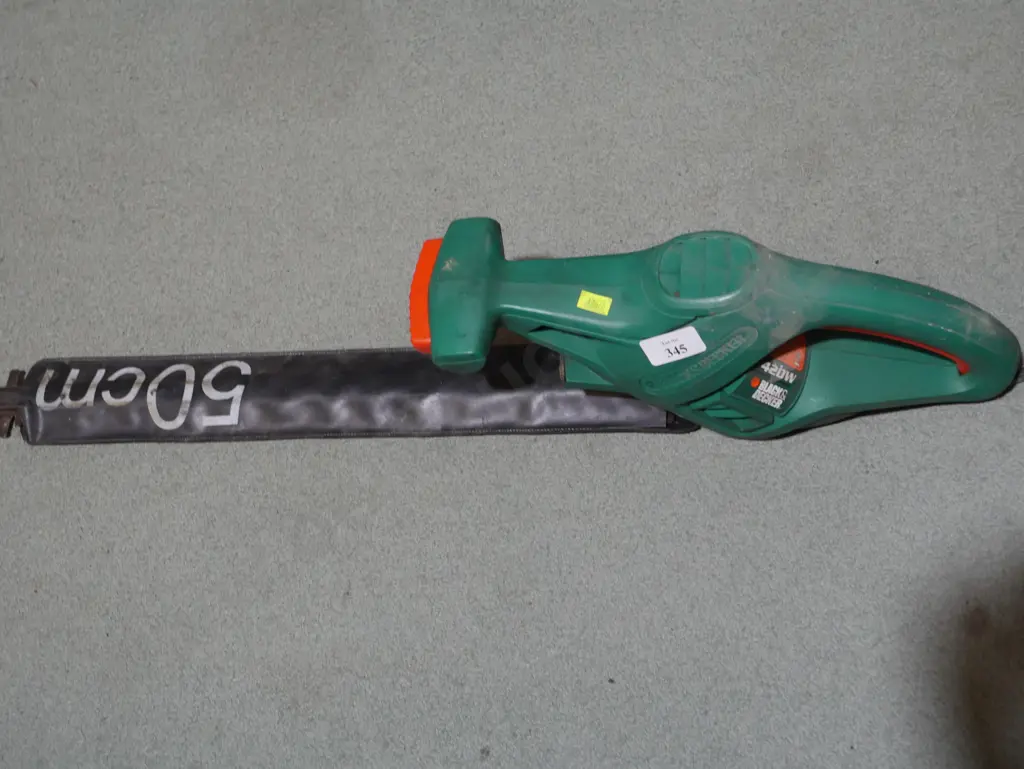 Black & Decker hedge trimmer Image 1++