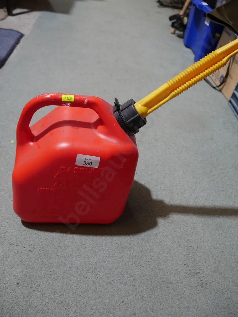 Petrol container Image 1++