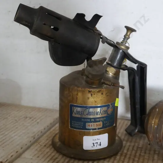 Blow torch