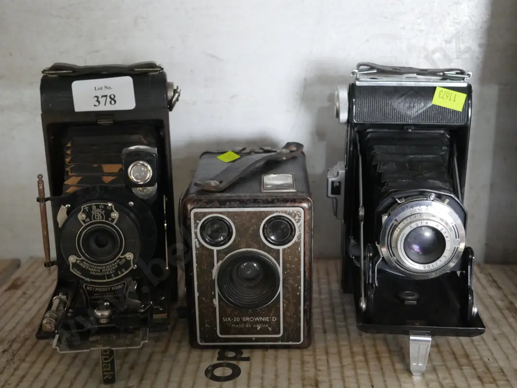 3 cameras Image 1++