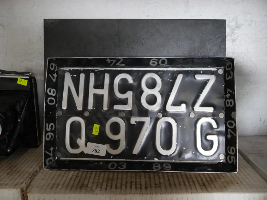 Number plate tray Image 1++