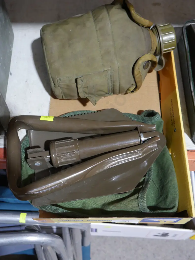Trenching spade etc Image 1++