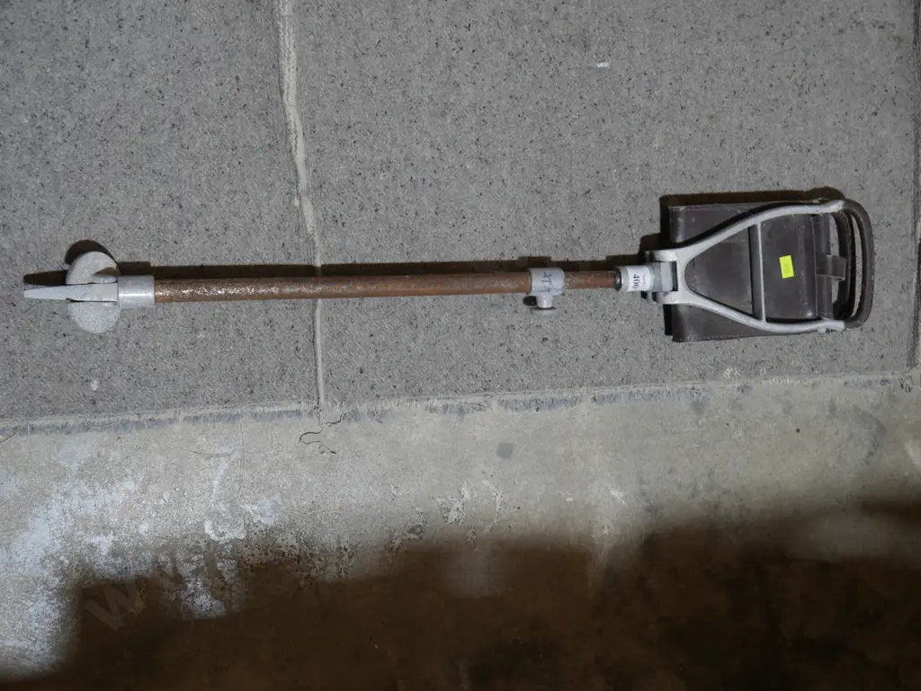 Shooting stick Image 1++