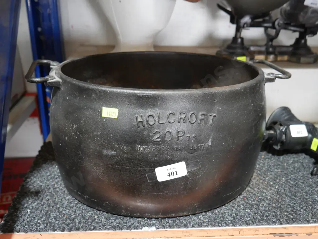 Cast iron pot Image 1++