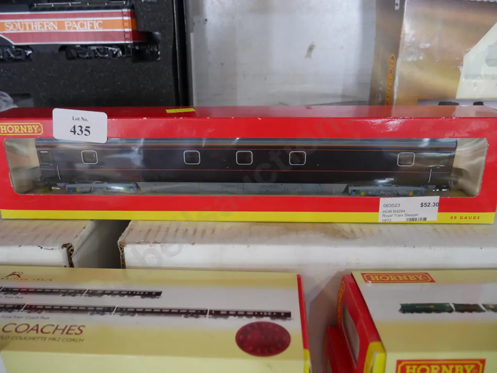 Hornby royal train sleeper Image 1++