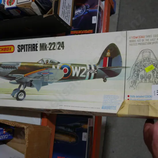 Matchbox kit sit model Spitfire