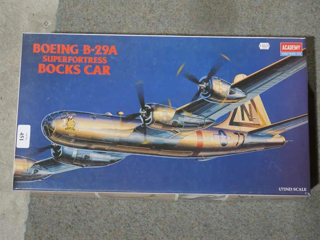 Model kit set Boeing B-29A super fortress Bocks Car Image 1++