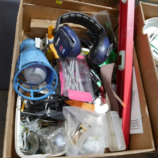 Level, ear muffs etc
