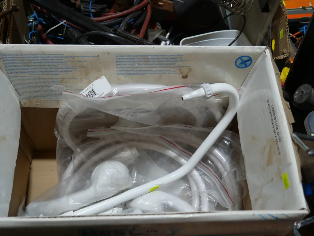Shower heads, hose etc Image 1++