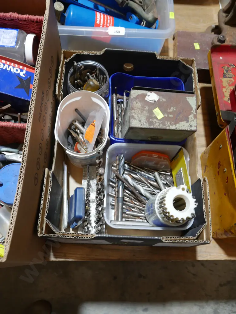 Assorted drill bits Image 1++