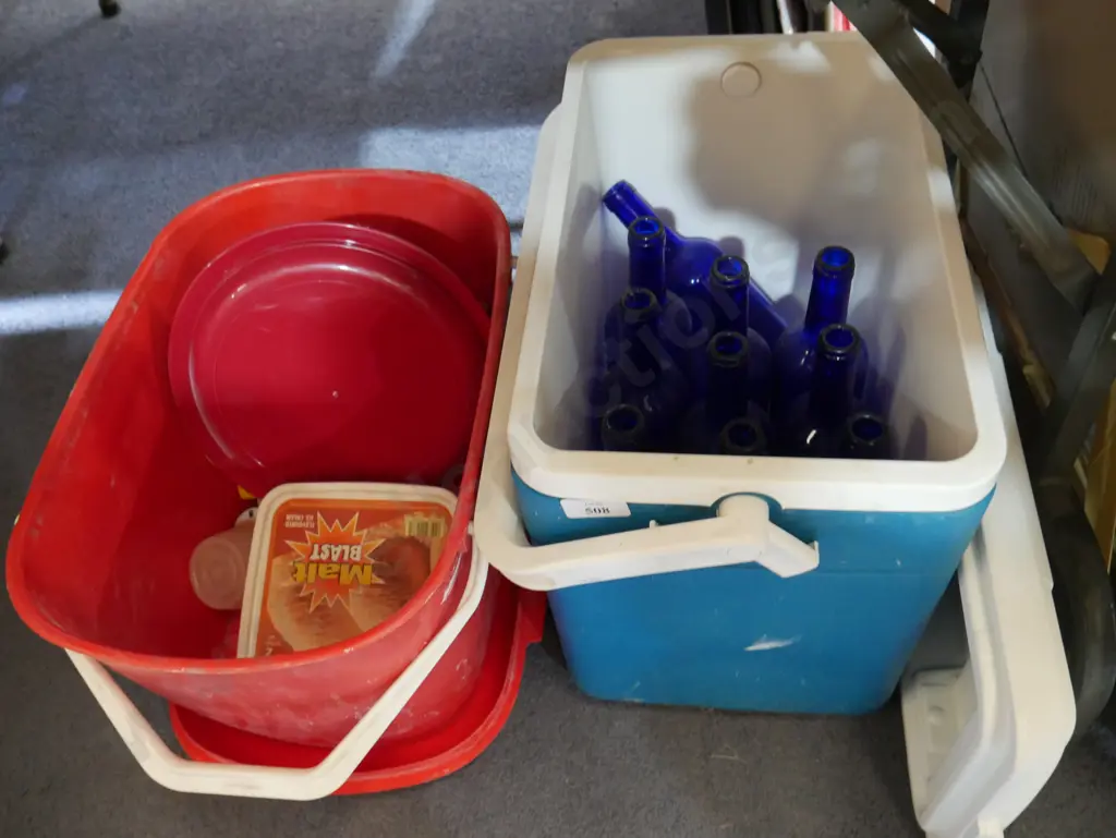 Chilly bin etc Image 1++