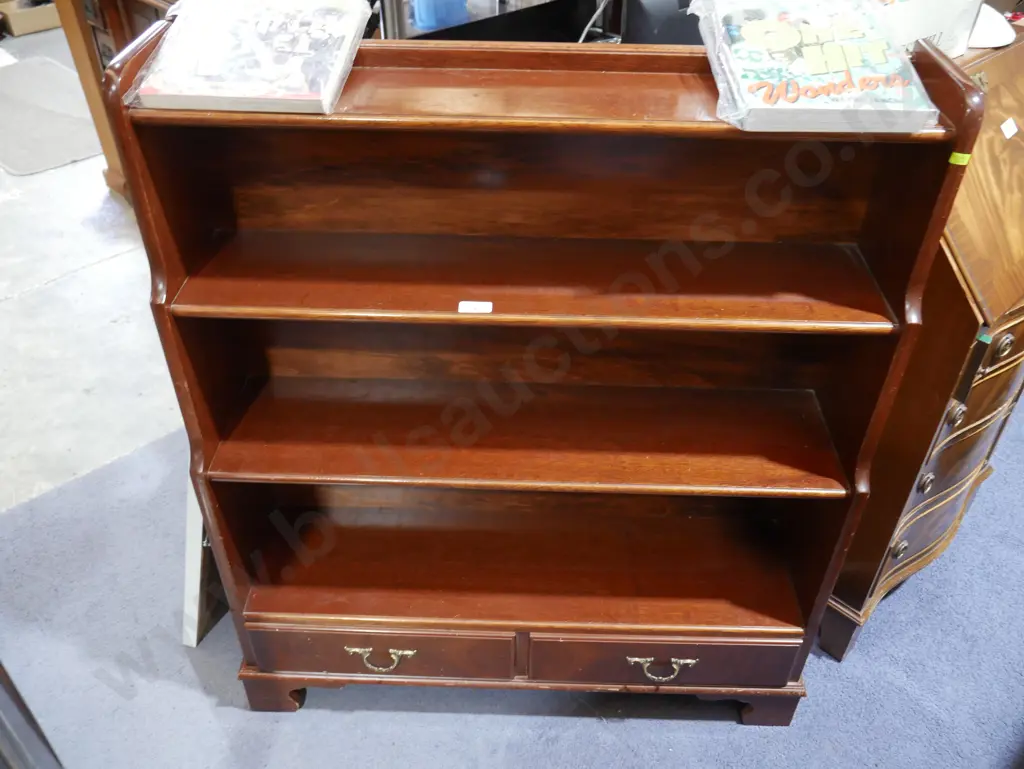 Bookcase Image 1++