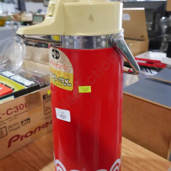 Hot water thermos
