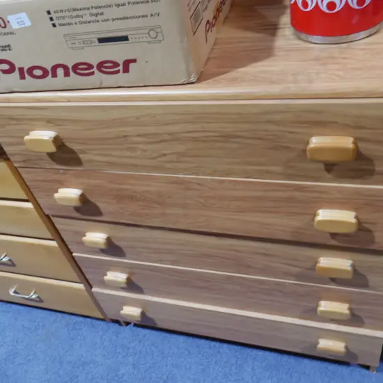 Chest of drawers