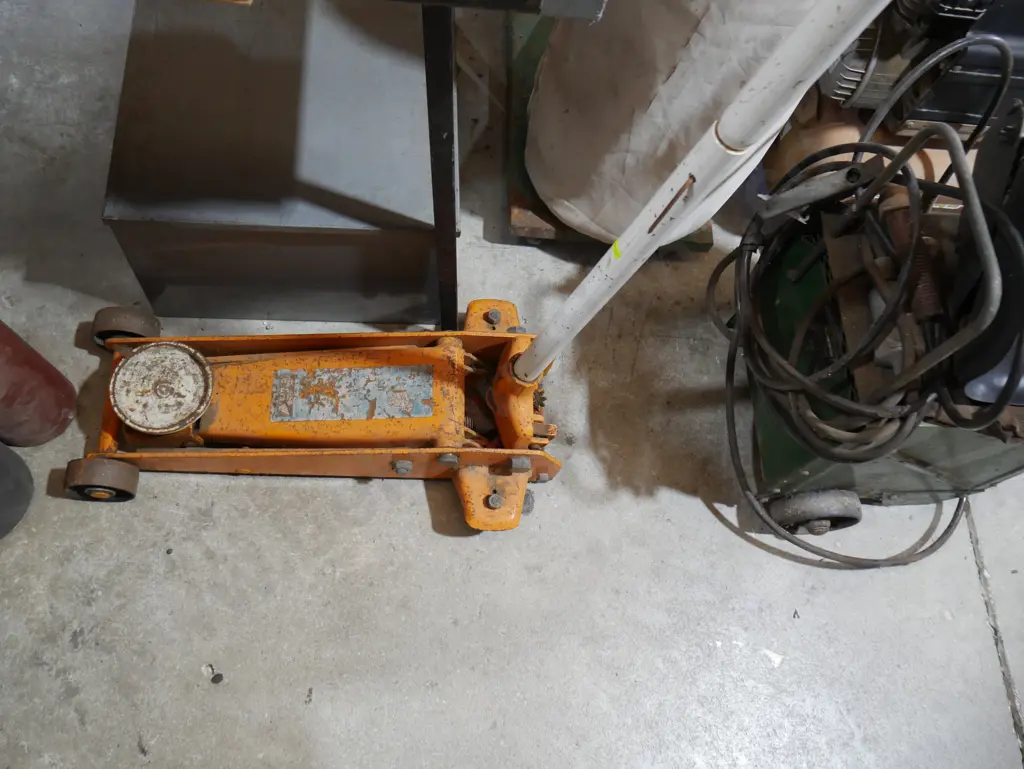 Trolley jack Image 1++