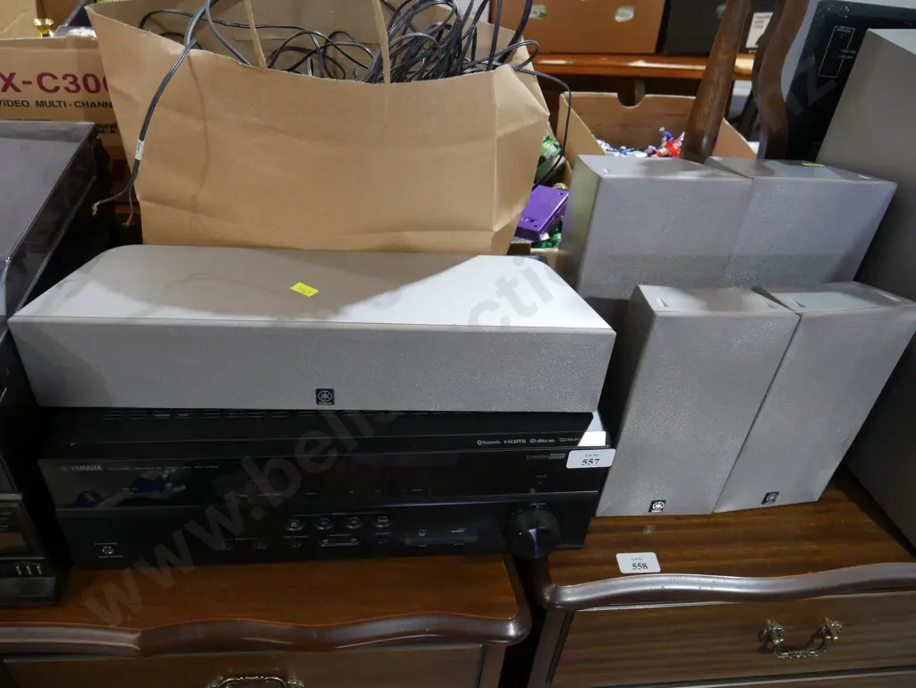 Yamaha receiver and surround sound speakers Image 1++