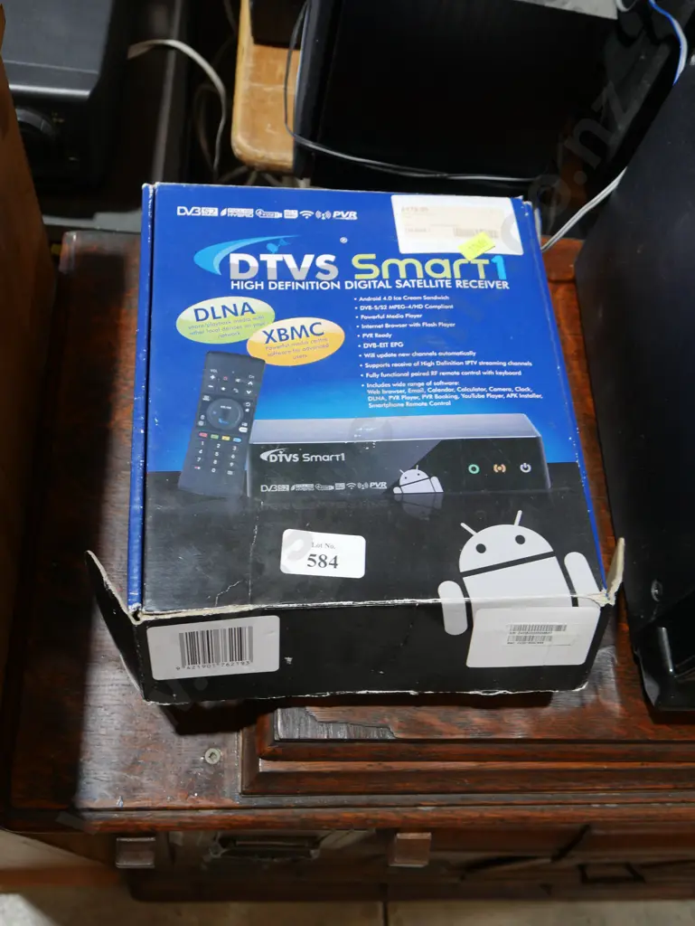 High definition digital satellite receiver Image 1++