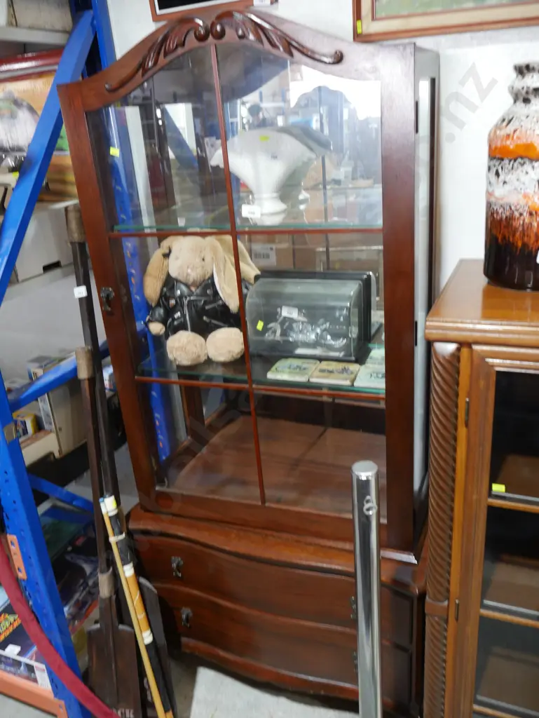 Display cabinet Image 1++
