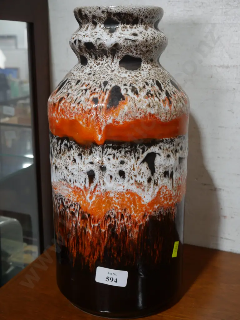 Blue mountain pottery vase Image 1++