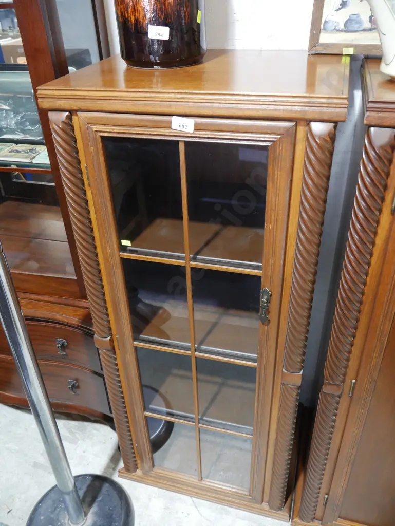 Display cabinet Image 1++