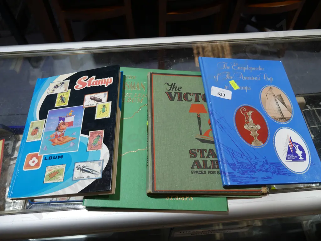 Stamp albums etc Image 1++