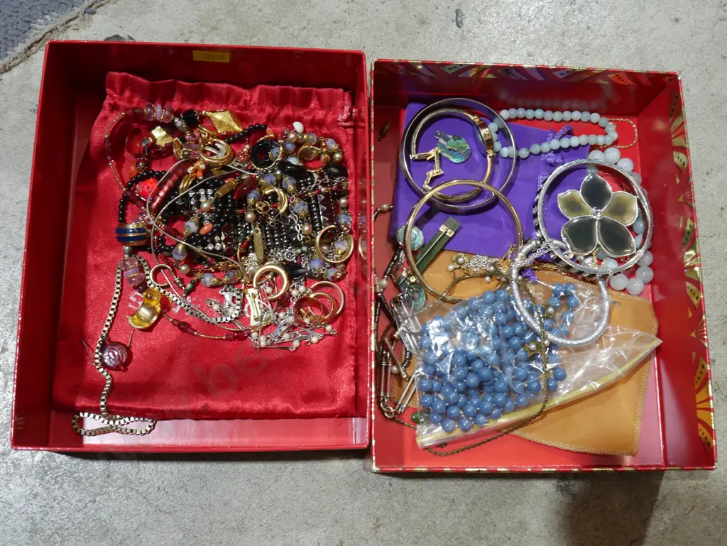Jewellery Image 1++
