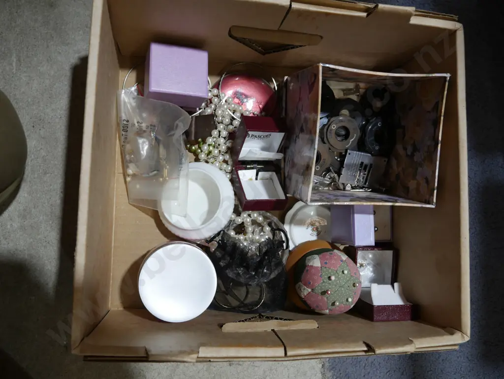 Jewellery etc Image 1++