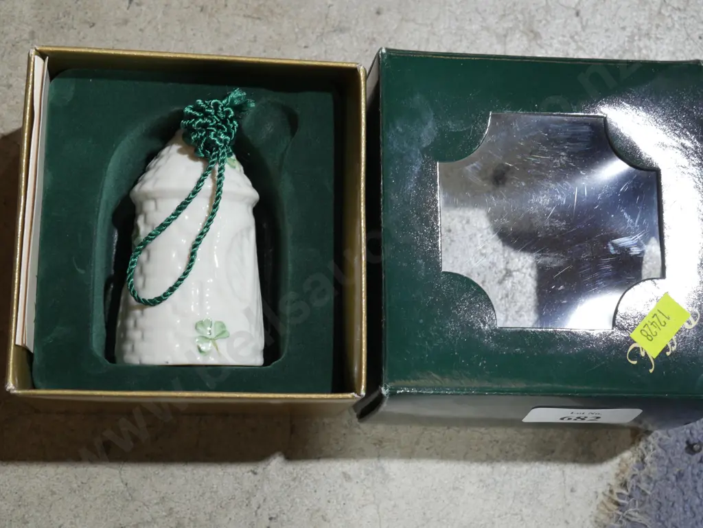 Belleek bell in box Image 1++