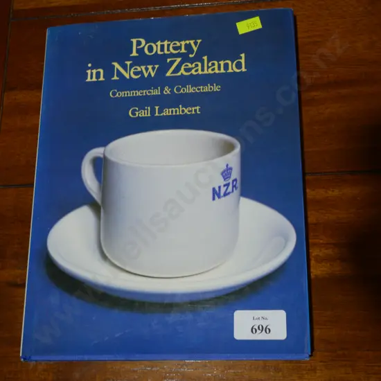 Pottery in New Zealand commercial and collectable book