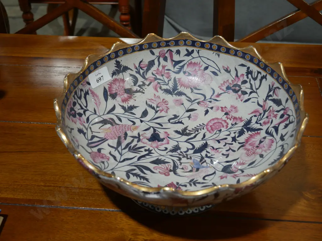 Pedestal bowl Image 1++