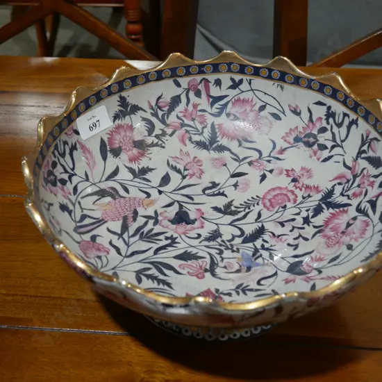 Pedestal bowl