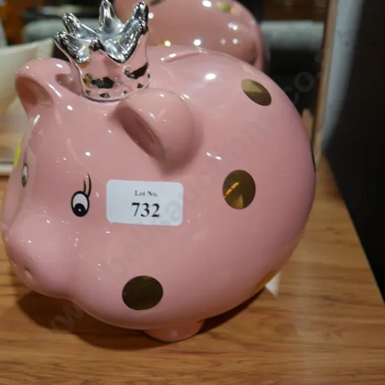 Pig money box