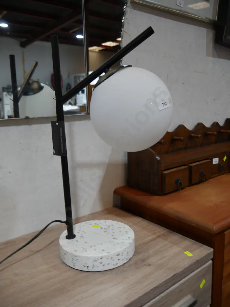 Table lamp Image 1++