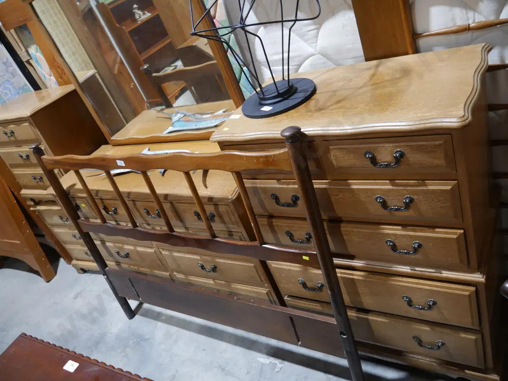 4 piece bedroom suite Image 1++