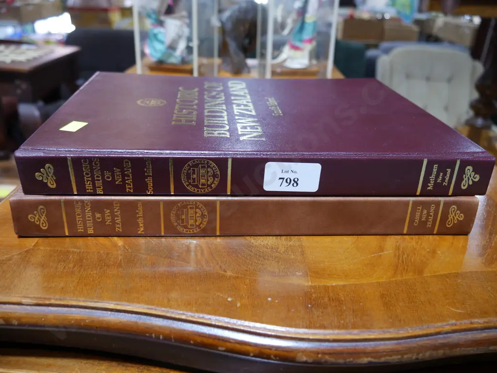Historic buildings of New Zealand two books Image 1++