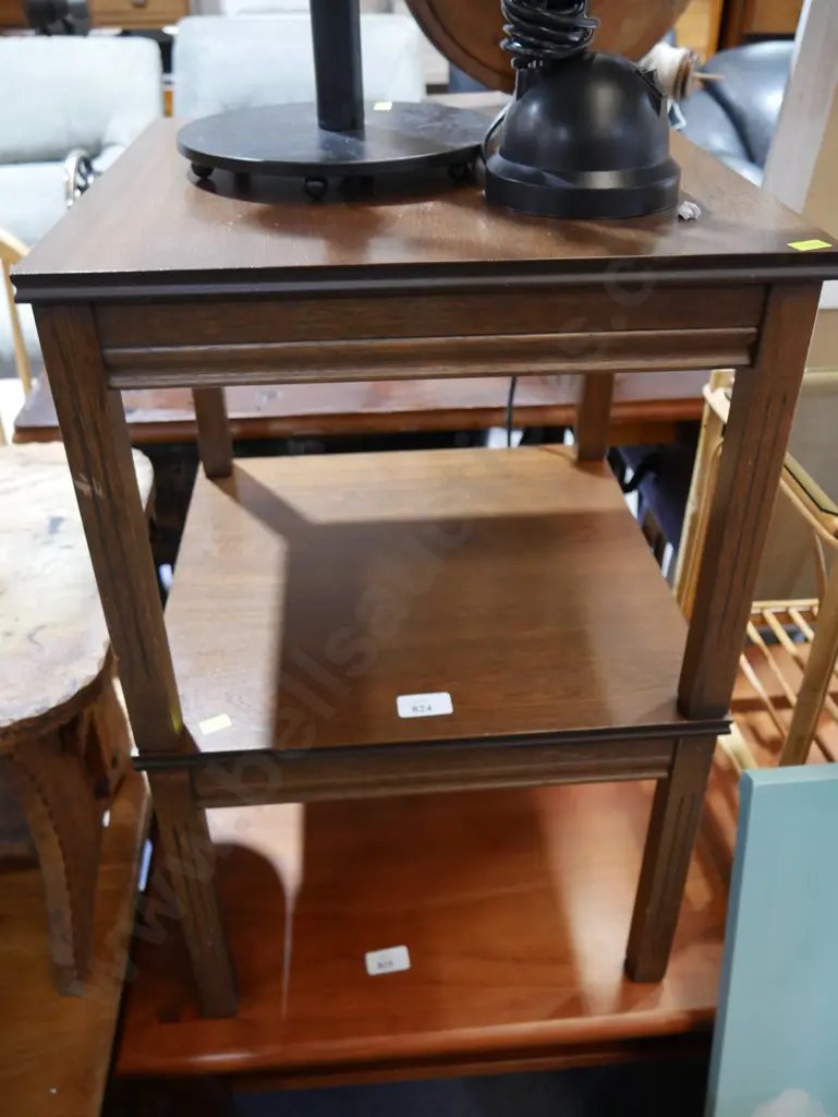 Pair of side tables Image 1++
