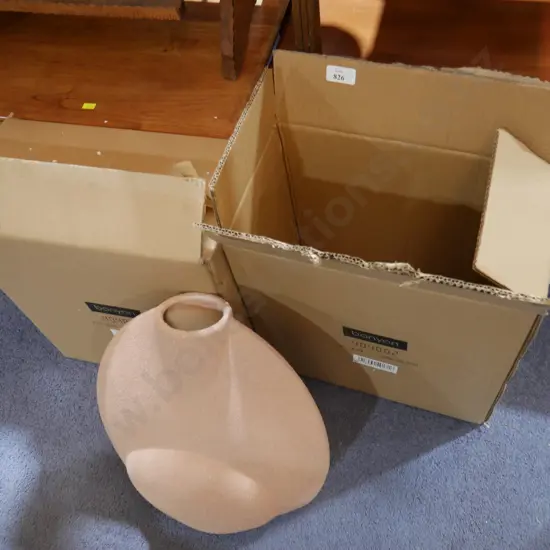2 boxed vases