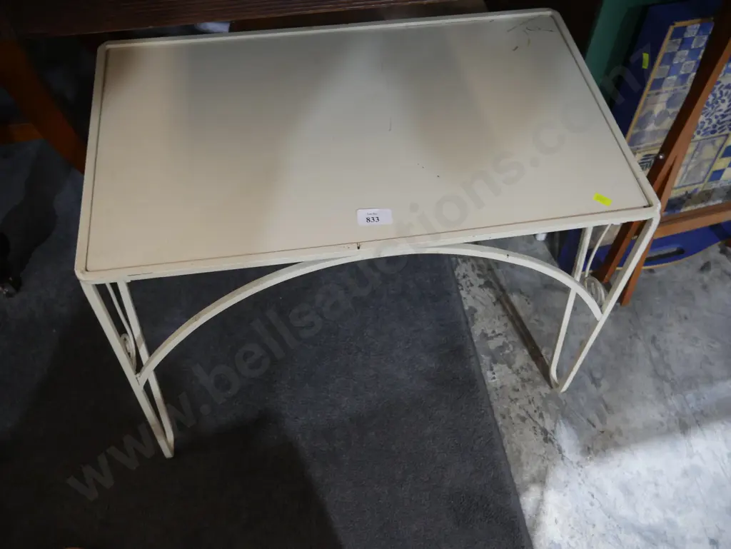 Glass top coffee table Image 1++