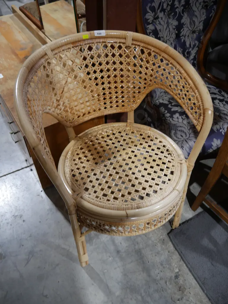 Cane tub chair Image 1++
