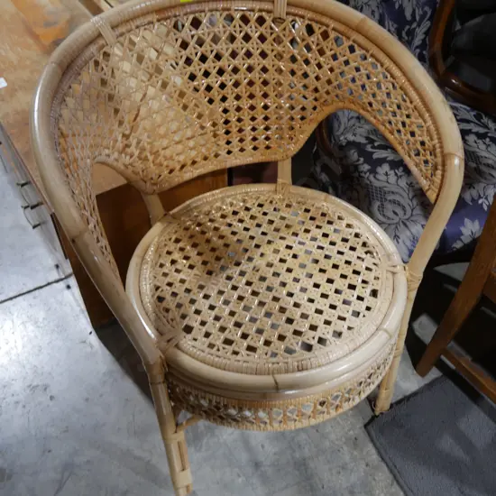 Cane tub chair