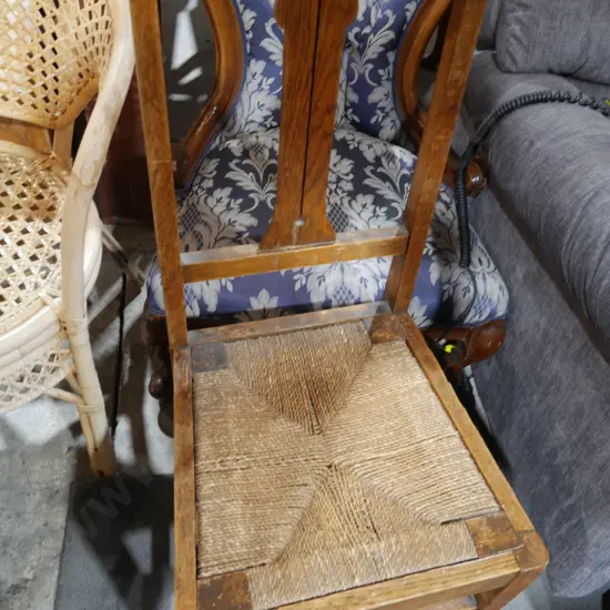 Dining chair
